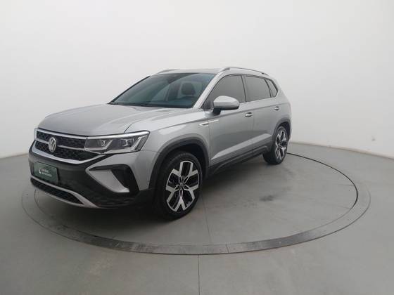 VOLKSWAGEN TAOS 1.4 250 TSI TOTAL FLEX HIGHLINE AUTOMÁTICO